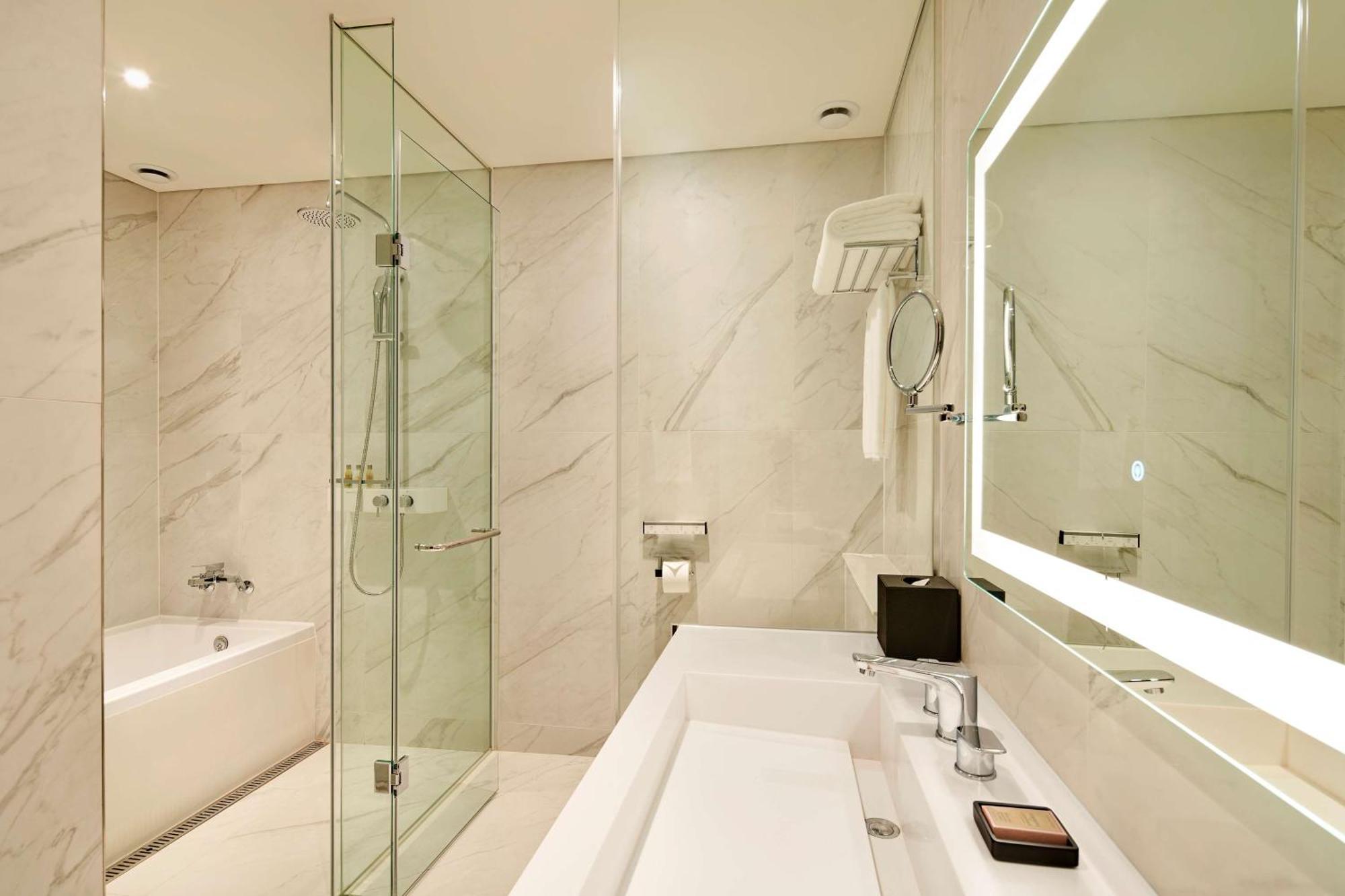 Hilton Garden Inn Seoul Gangnam Buitenkant foto